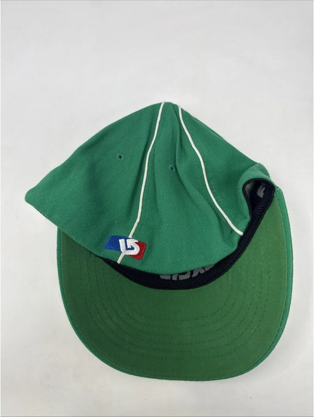 Burton Snowboard Snapback Hat Black Green Embroidered Logo S/M
